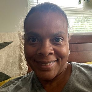 Meet your Posher, Denise